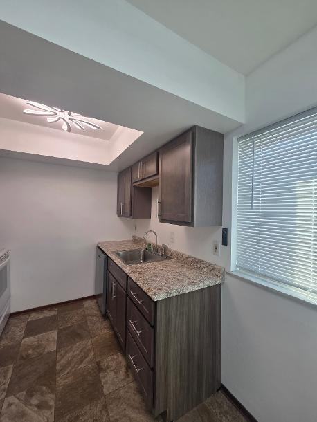 9538 Hyde Park Drive #D - Photo 3 of 12