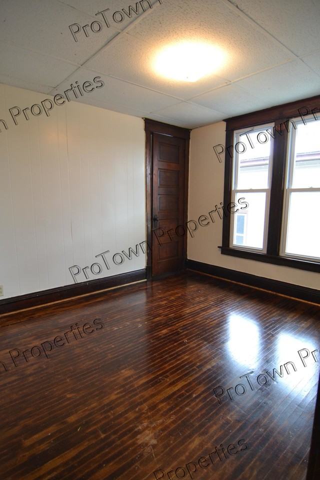 119 Arizona Avenue #2 - Photo 3 of 6