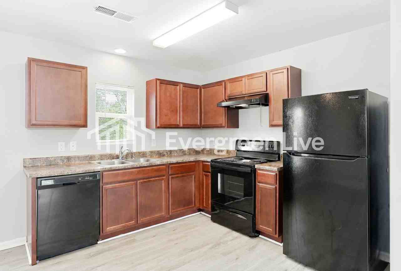 3705 London Blvd - Photo 5 of 15