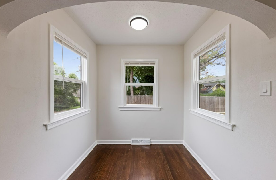 3646 Askew Ave - Photo 5 of 13