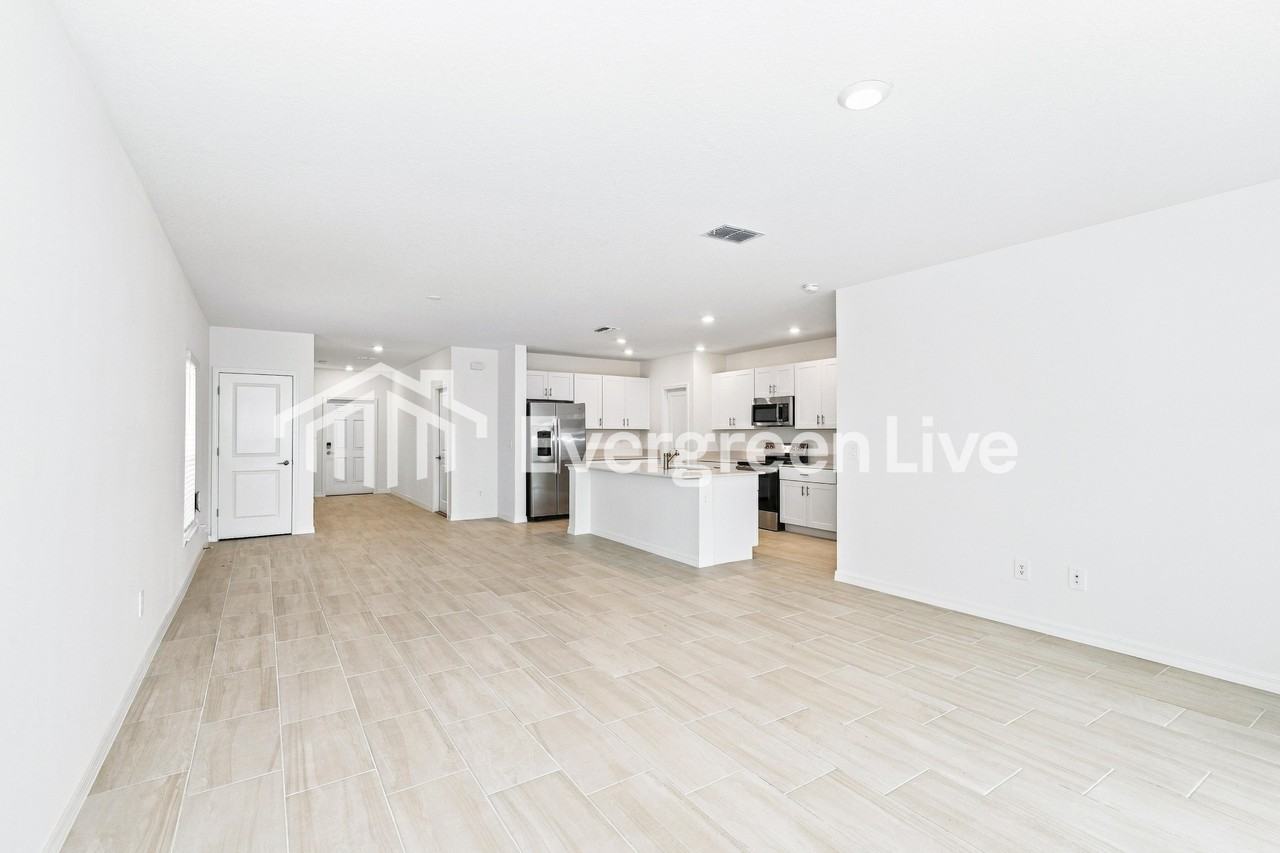 10162 Elderflower Dr - Photo 3 of 15