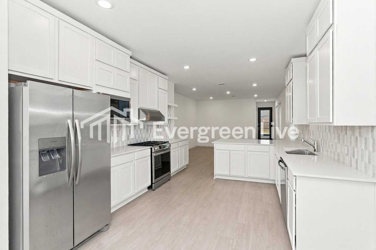 1510 Gentle Wind Ct - Photo 3 of 15