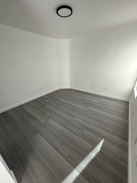 1119 W Broadway #2 - Photo 3 of 10
