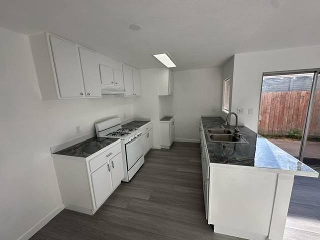 1119 W Broadway #2 - Photo 6 of 10