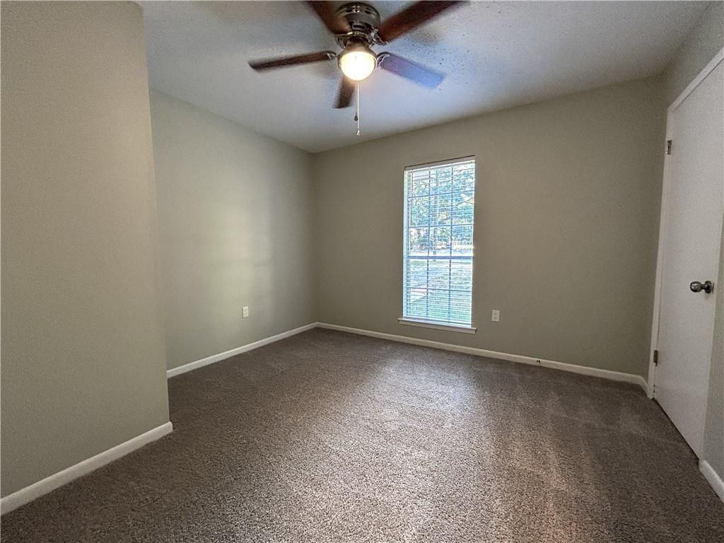 1716 Northview Dr - Photo 5 of 19