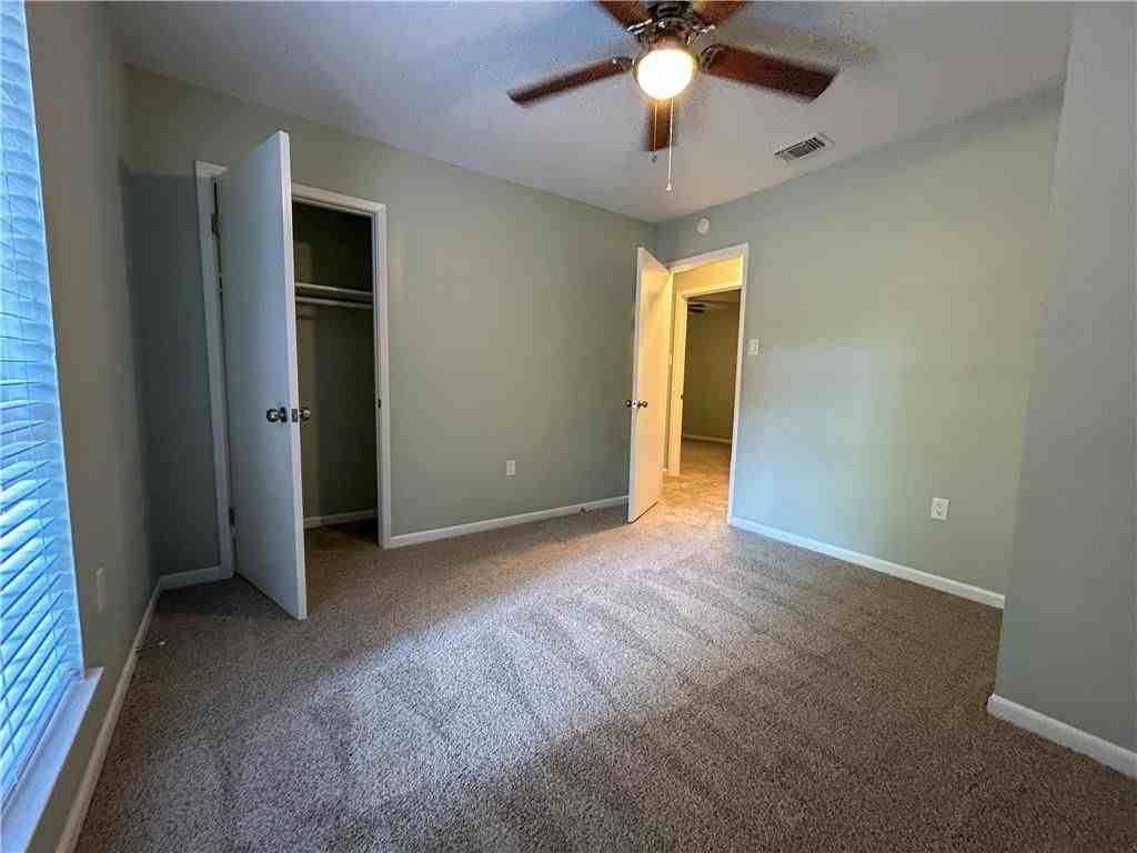 1716 Northview Dr - Photo 6 of 19