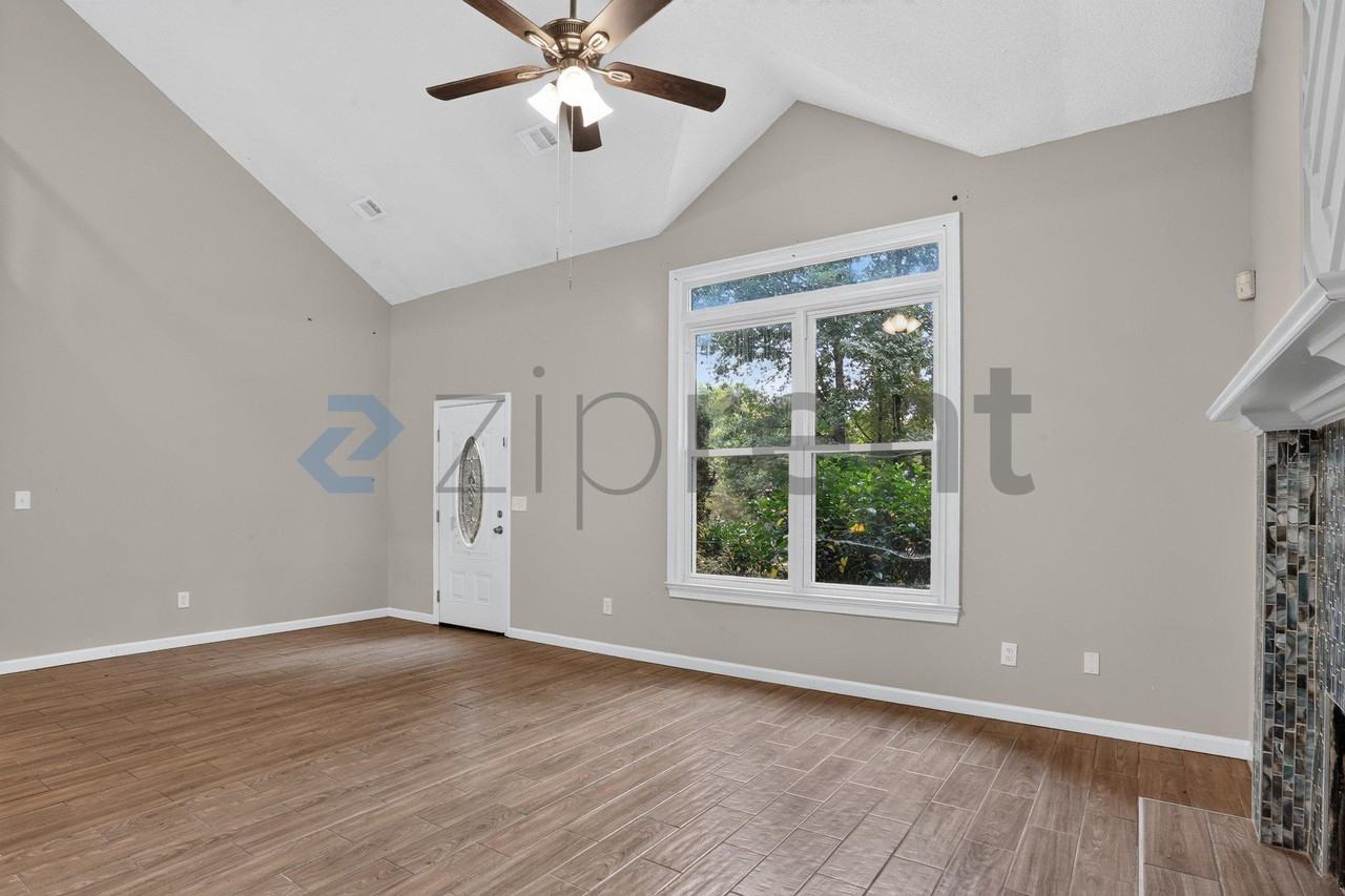 7715 Wethersfield Dr - Photo 6 of 34