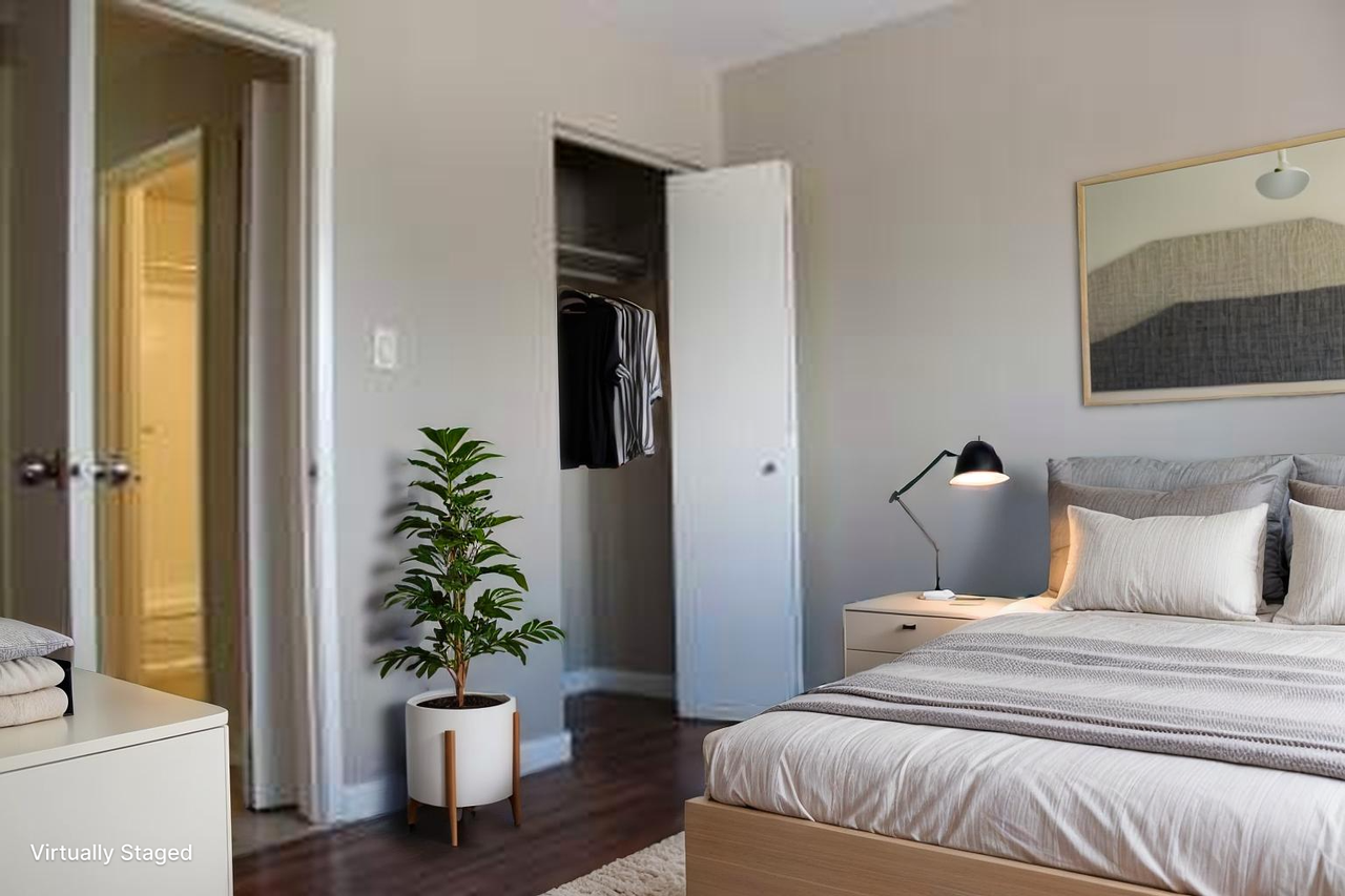 Berkley Manor Apartments - Photo 6 of 17