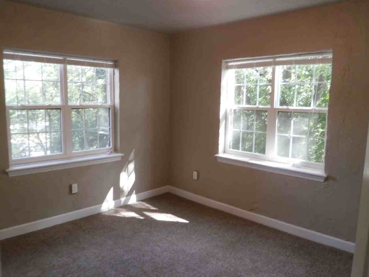450 Madison Ave - Photo 7 of 38