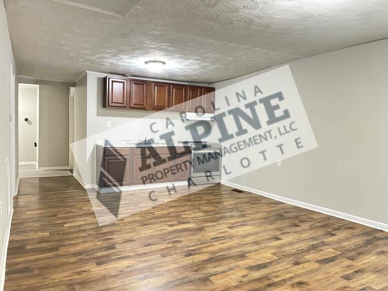 507 Carolina Ave - Photo 2 of 21