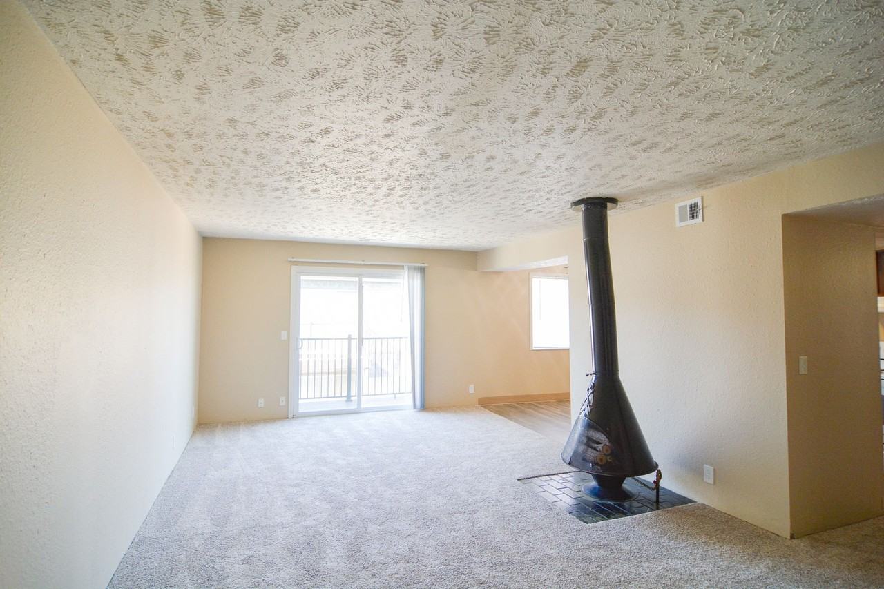 803 N 35th St #01 - Photo 2 of 16