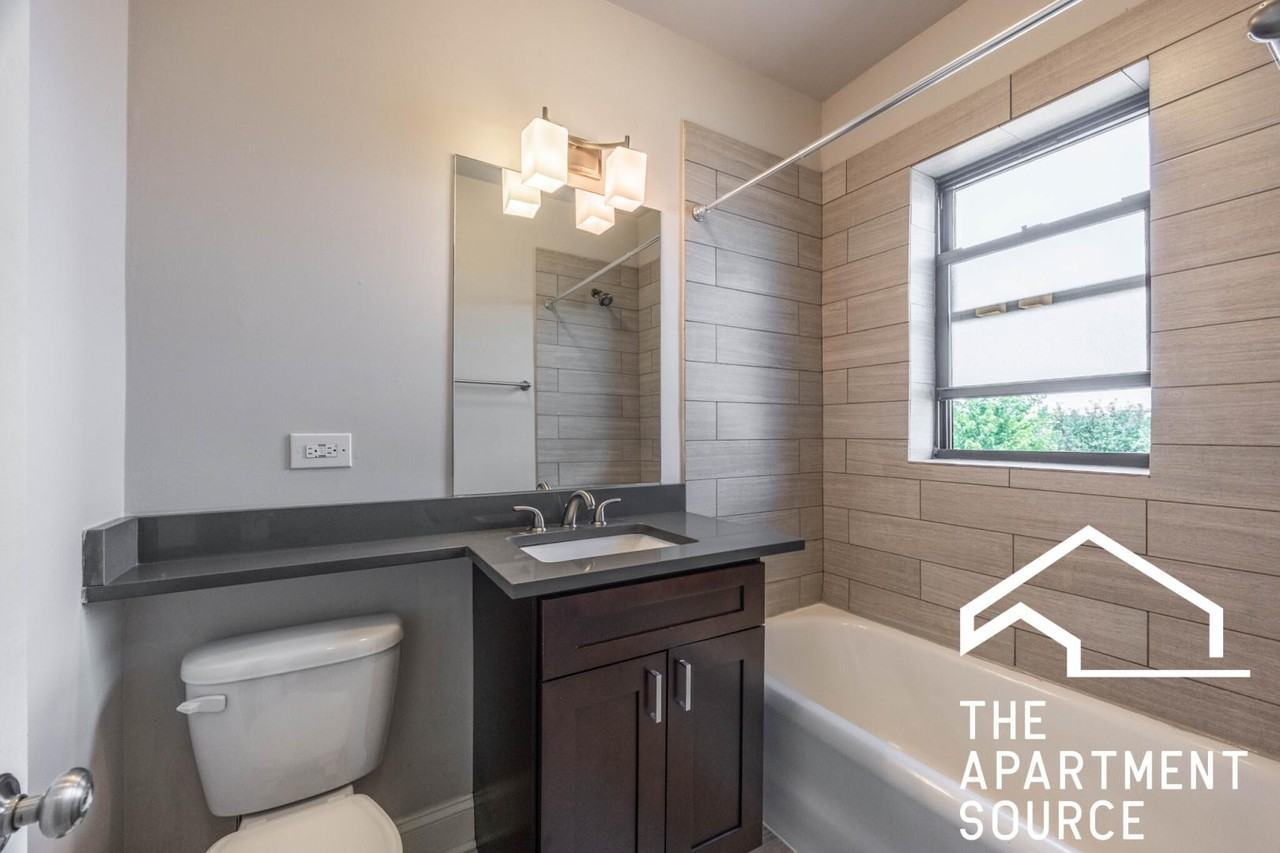 2323 N Rockwell St #GDND - Photo 6 of 23