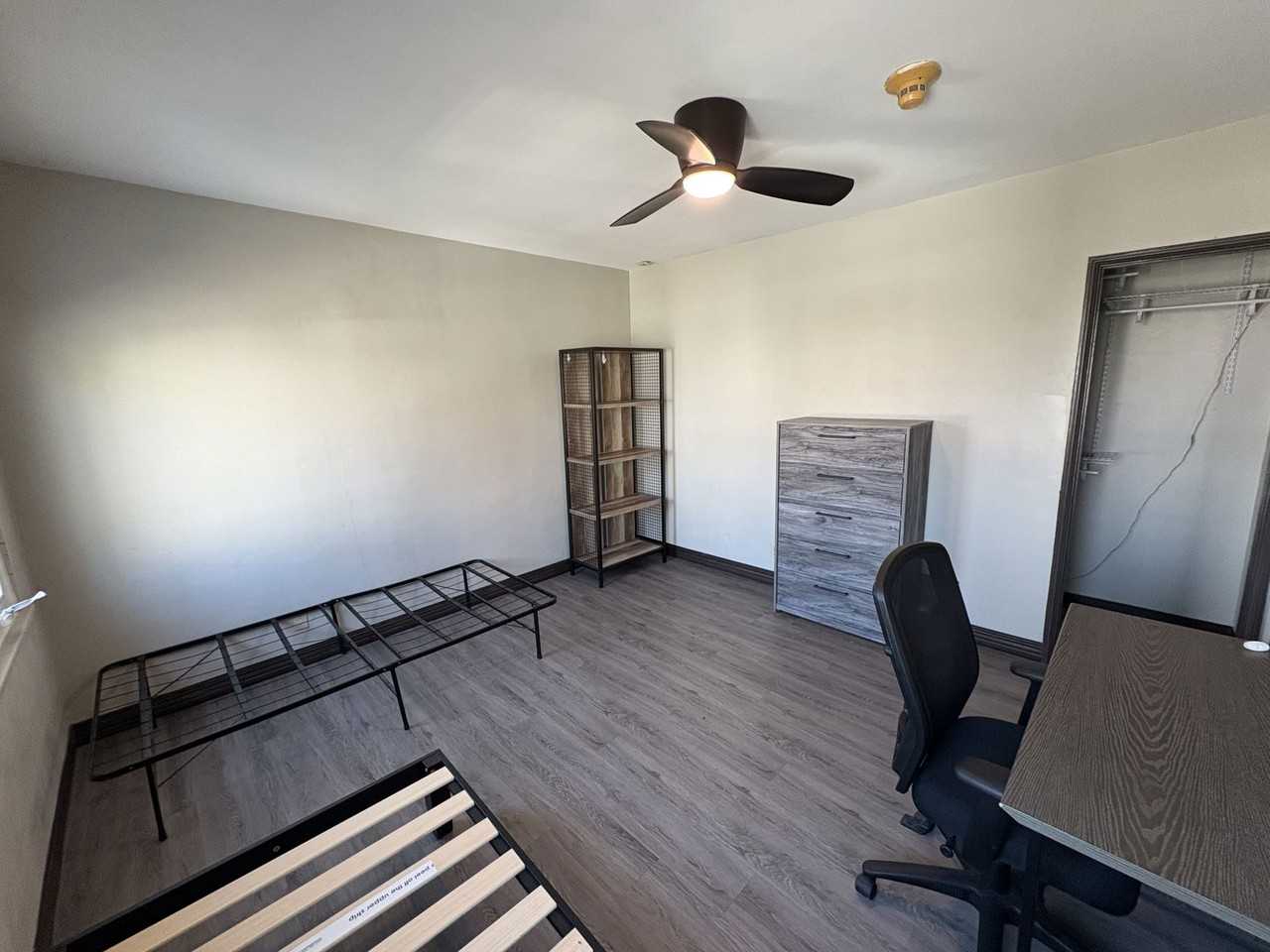 519 Landfair Ave #A - Photo 5 of 22