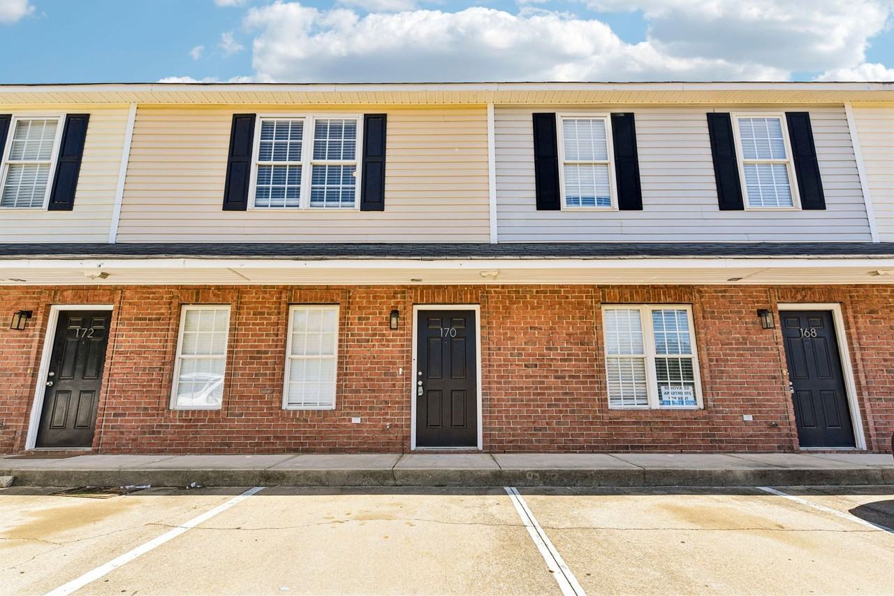 Newly Renovated Flats & Townhomes in the Heart of Angier! Pets Welcome! - Photo 6 of 50