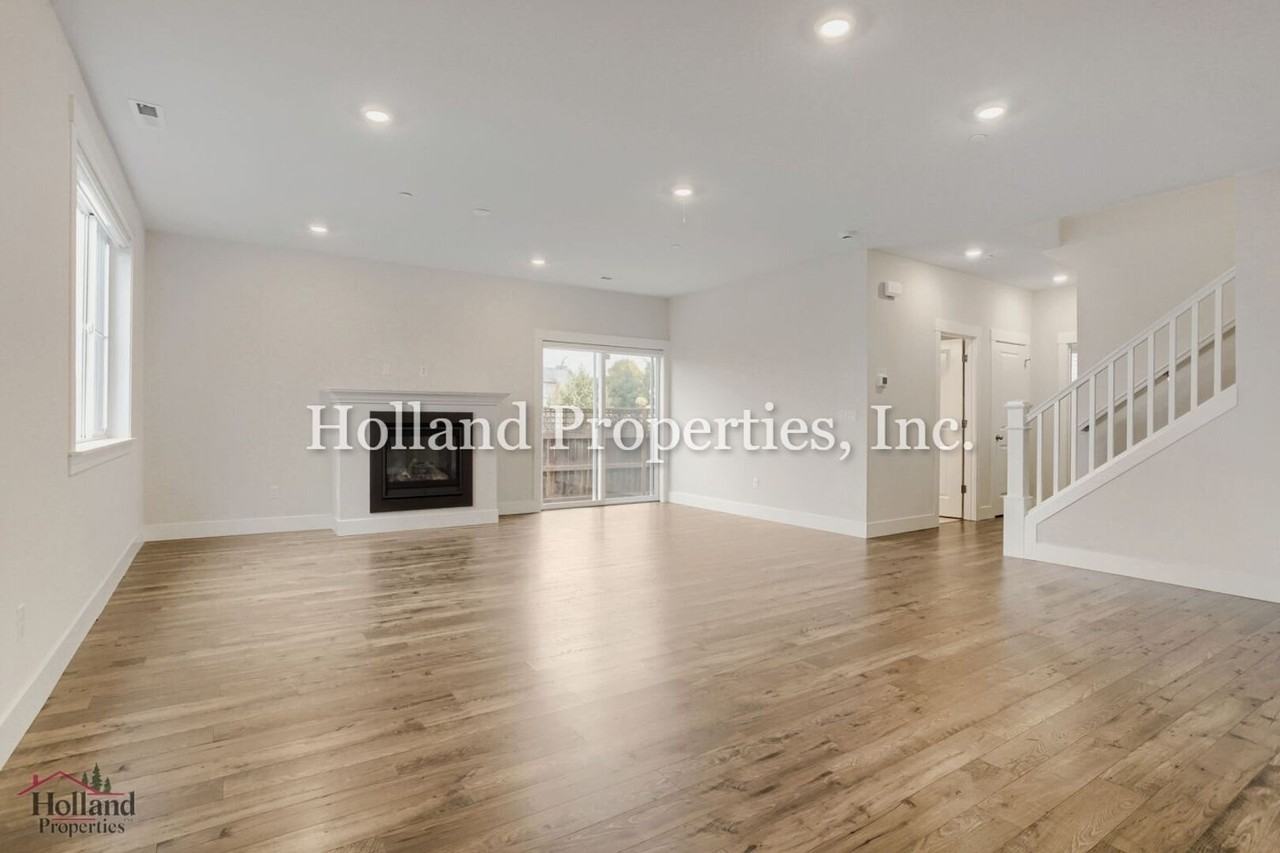 11000 Sw Verdun Loop - Photo 4 of 29