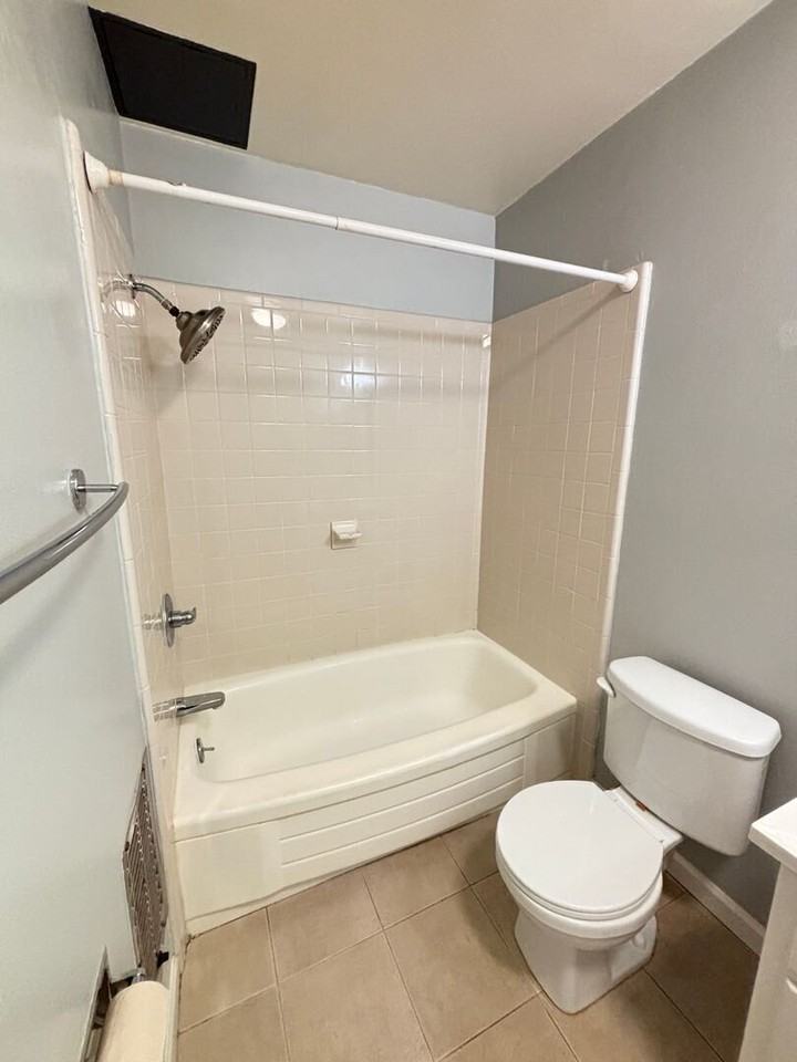 220 Athol Ave #206 - Photo 7 of 20