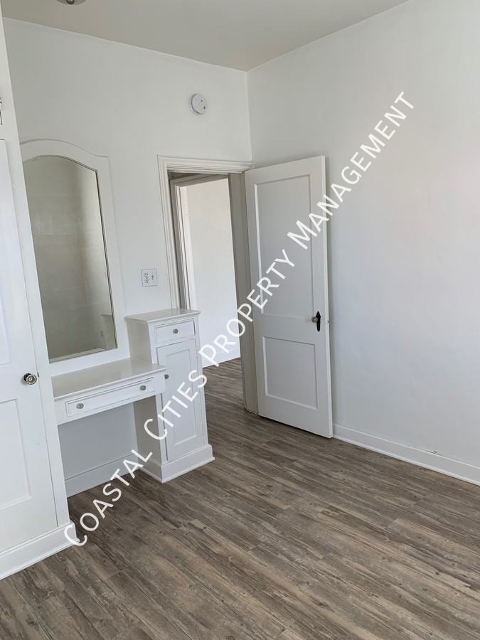 5920 E Naples Plz #205 - Photo 6 of 13