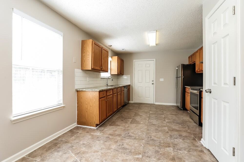 123 Bill Stewart Blvd - Photo 7 of 17