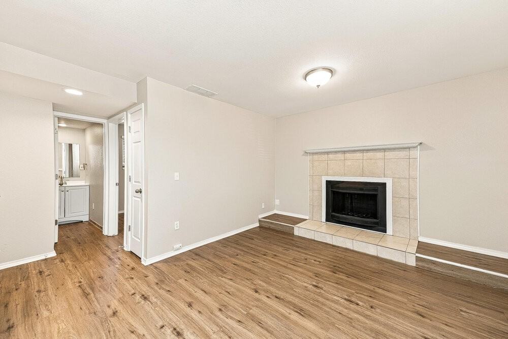 1038 Nolte Dr W - Photo 6 of 19