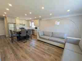 featured image of 104 East 41st St
