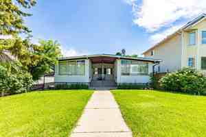 featured image of 725 68 Ave Sw Uppr A