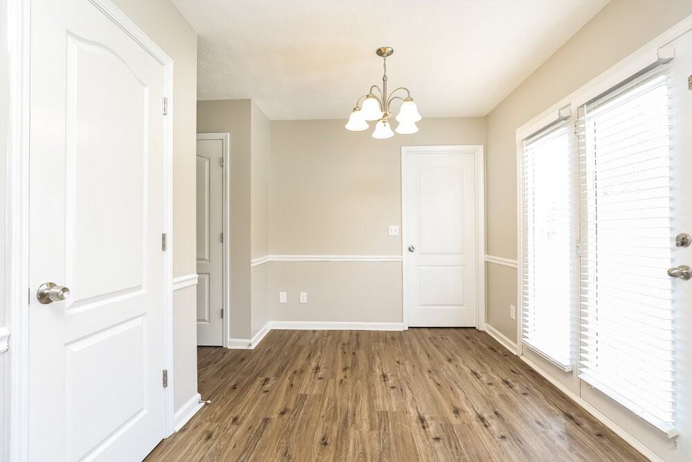 3350 Mullins Ct - Photo 4 of 17