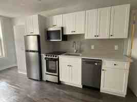 featured image of 76 Franklin St