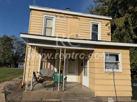 featured image of 936 N Hazel St Apt C #Apt C