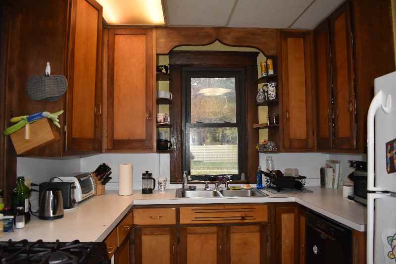502 Elm St - Photo 6 of 20