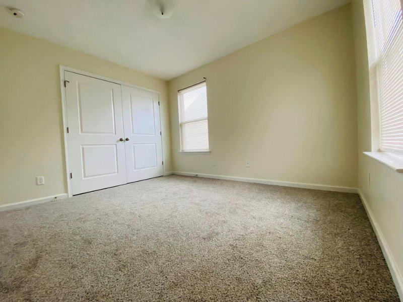 1517 King St - Photo 7 of 11