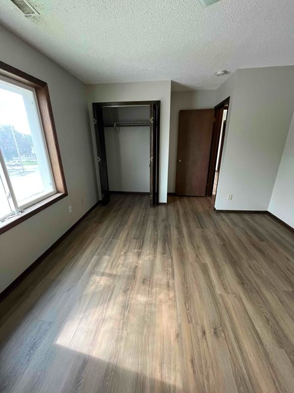 602 1st Ave S - Photo 6 of 10
