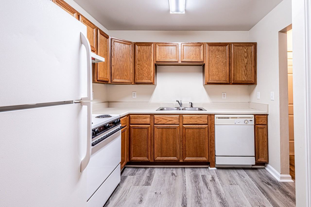 585 Franklin Grove Church Rd #1B - Photo 6 of 14