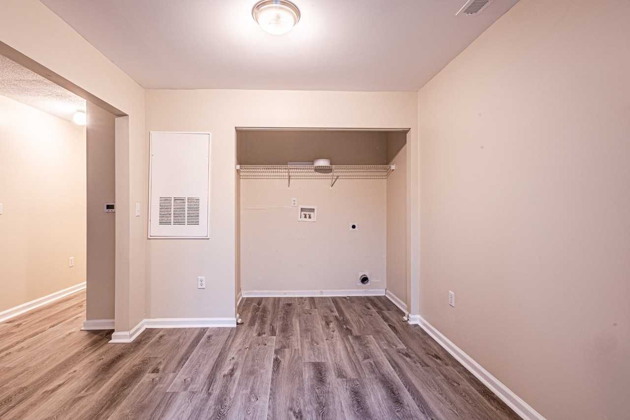 585 Franklin Grove Church Rd #1B - Photo 7 of 14