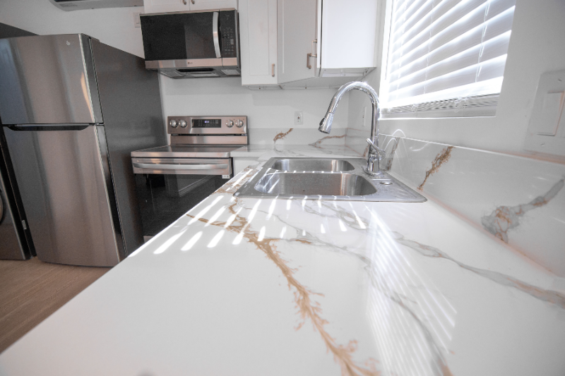 1603 La Golondrina Ave - Photo 4 of 13