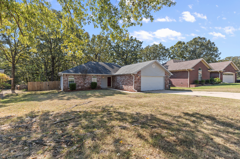 10905 Chestnut Dr - Photo 2 of 20
