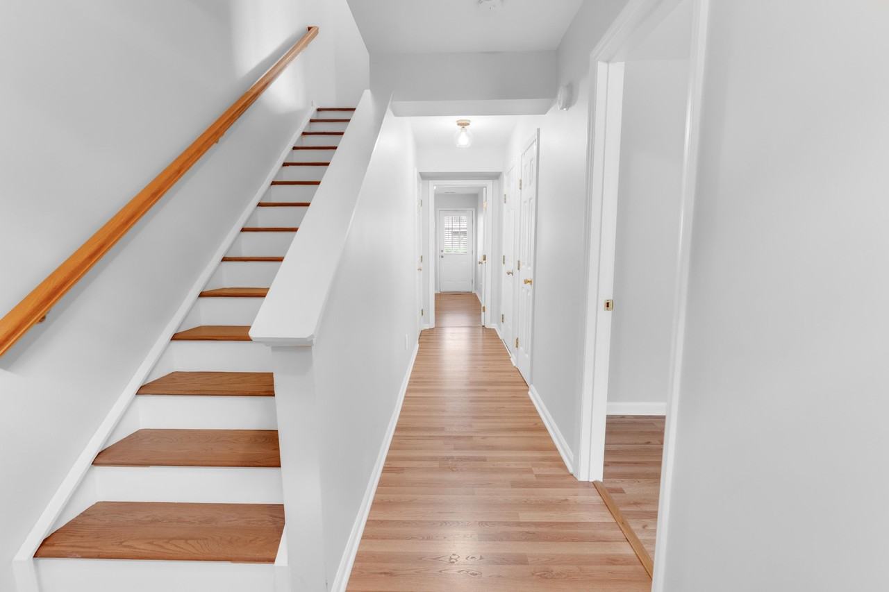 8177 Millwright Ln - Photo 3 of 25