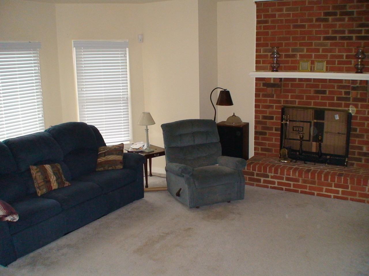 4807 Mason Hollow Dr - Photo 2 of 4