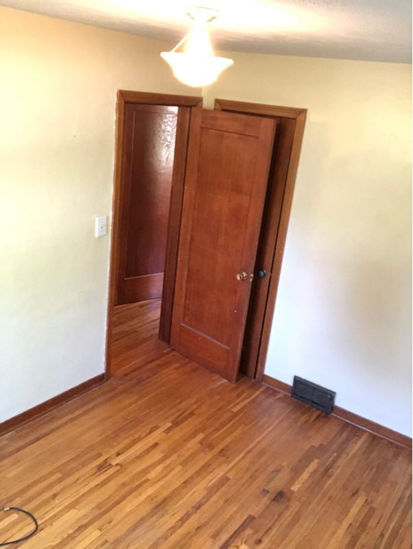 515 W Bancroft Ave - Photo 7 of 9