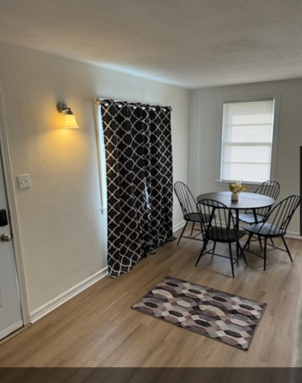 2835 Wise St - Photo 6 of 7