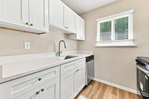 featured image of 200 Kilby Shores Dr #C3