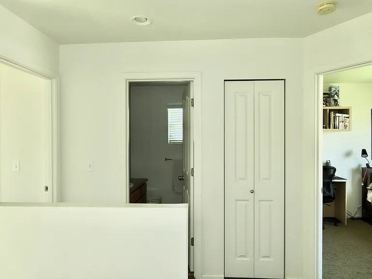 6617 Douglas Ave Se - Photo 7 of 17