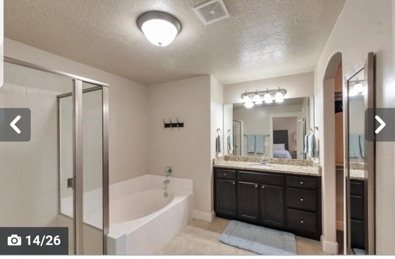 133 E Carbonell Way - Photo 3 of 10
