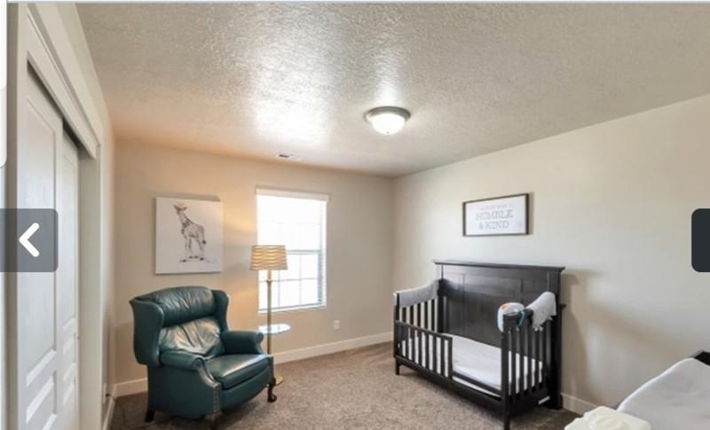 133 E Carbonell Way - Photo 4 of 10