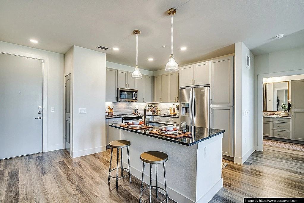 2200 E. Shbusiness #2053 - Photo 6 of 20