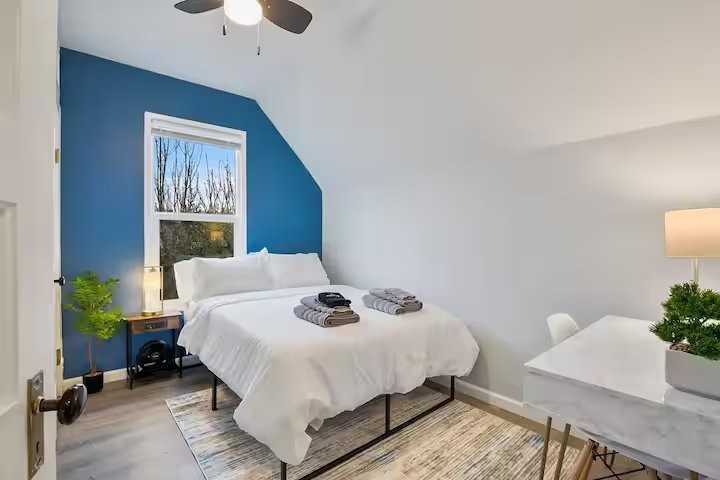 2404 Rucker Ave #A - Photo 5 of 20