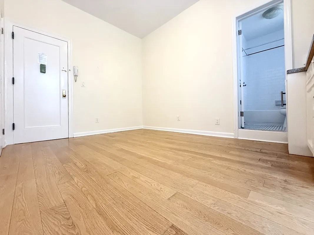 53 W 72nd St #4C - Photo 2 of 3
