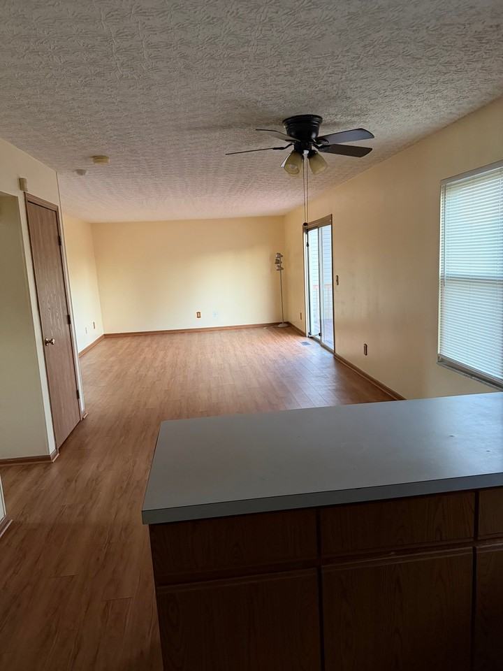 3142 Quinby Dr - Photo 7 of 20