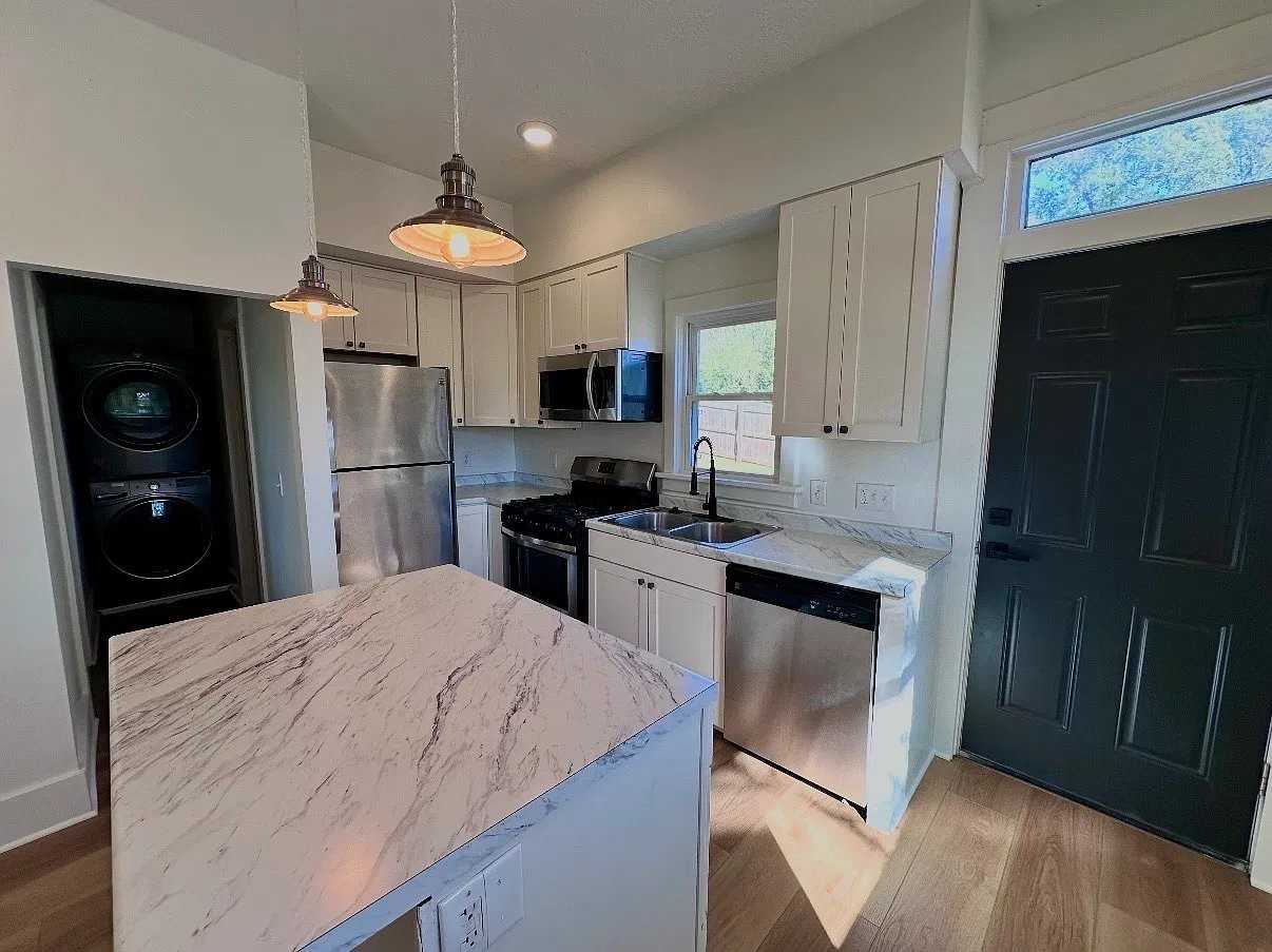 3077 S 16th St - Photo 3 of 20