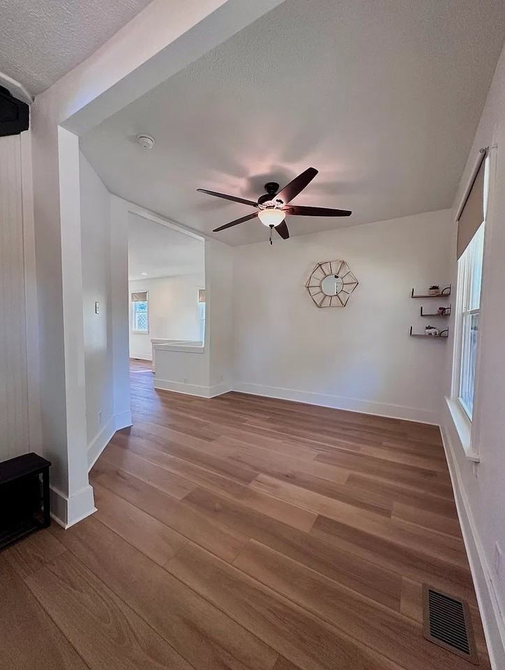 3077 S 16th St - Photo 4 of 20