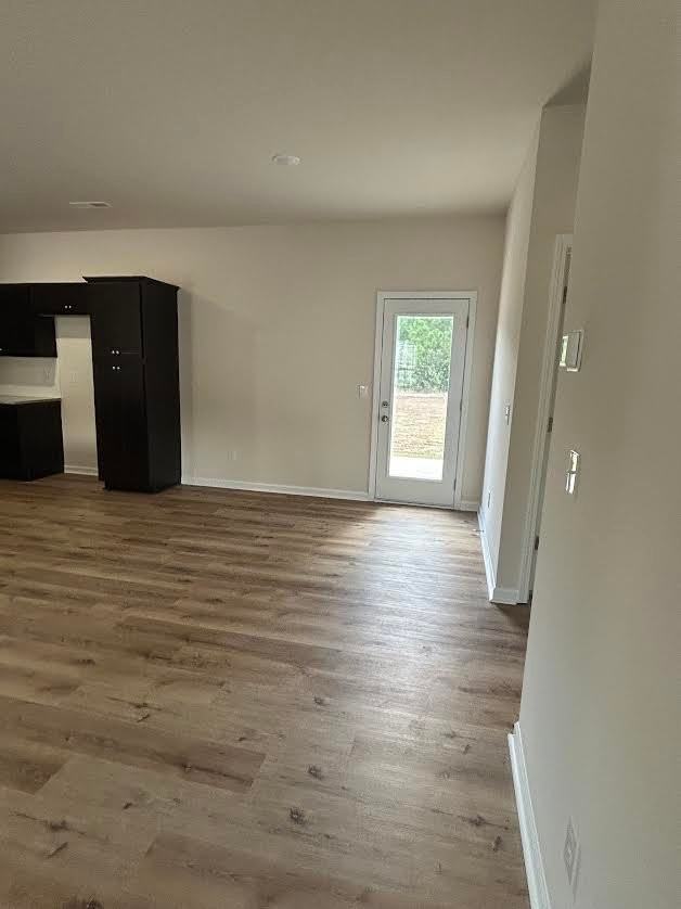 400 Grand Oaks Dr - Photo 5 of 15